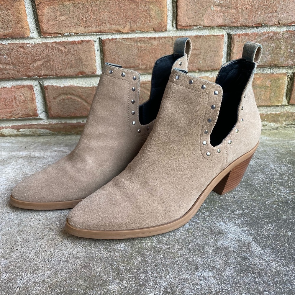 Rebecca Minkoff nude suede ankle booties 8